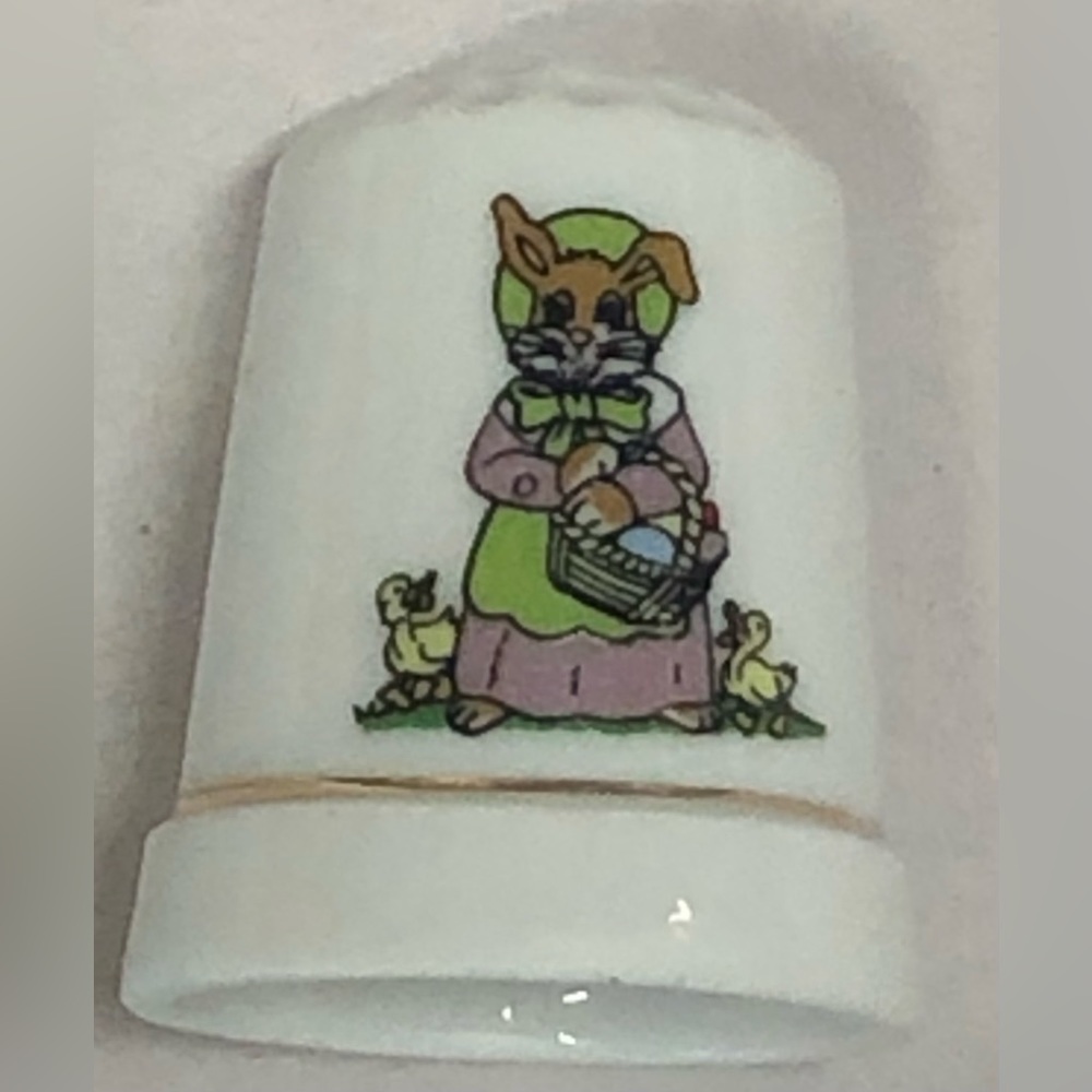 Easter Porcelain Dimpled Sewing Thimble Bunny Holding Basket of Eggs
